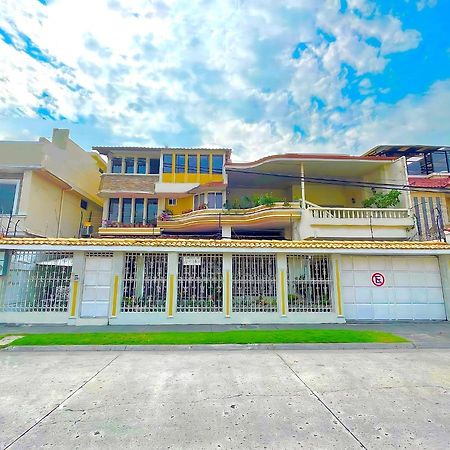 Villa Garza Inn Guayaquil Luaran gambar